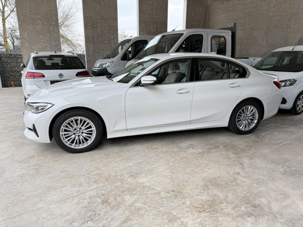 BMW 320 d xDrive slo 1. lastnik